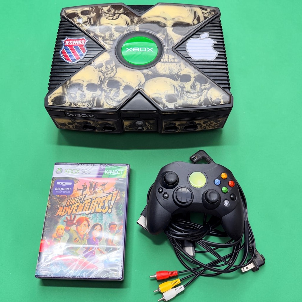 Microsoft Xbox Original Console Bundle Skulls Skin Controller Sealed Game Cables